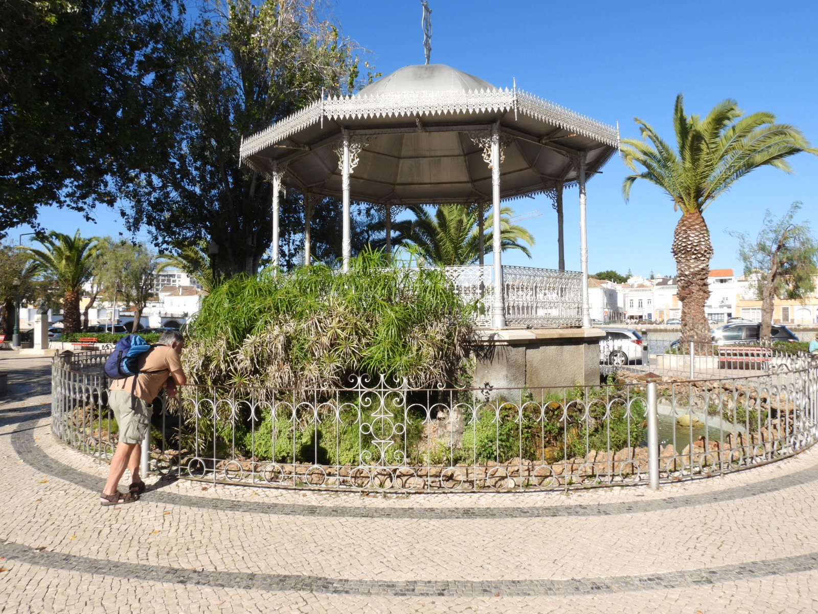 Några bilder från en promenad i Tavira